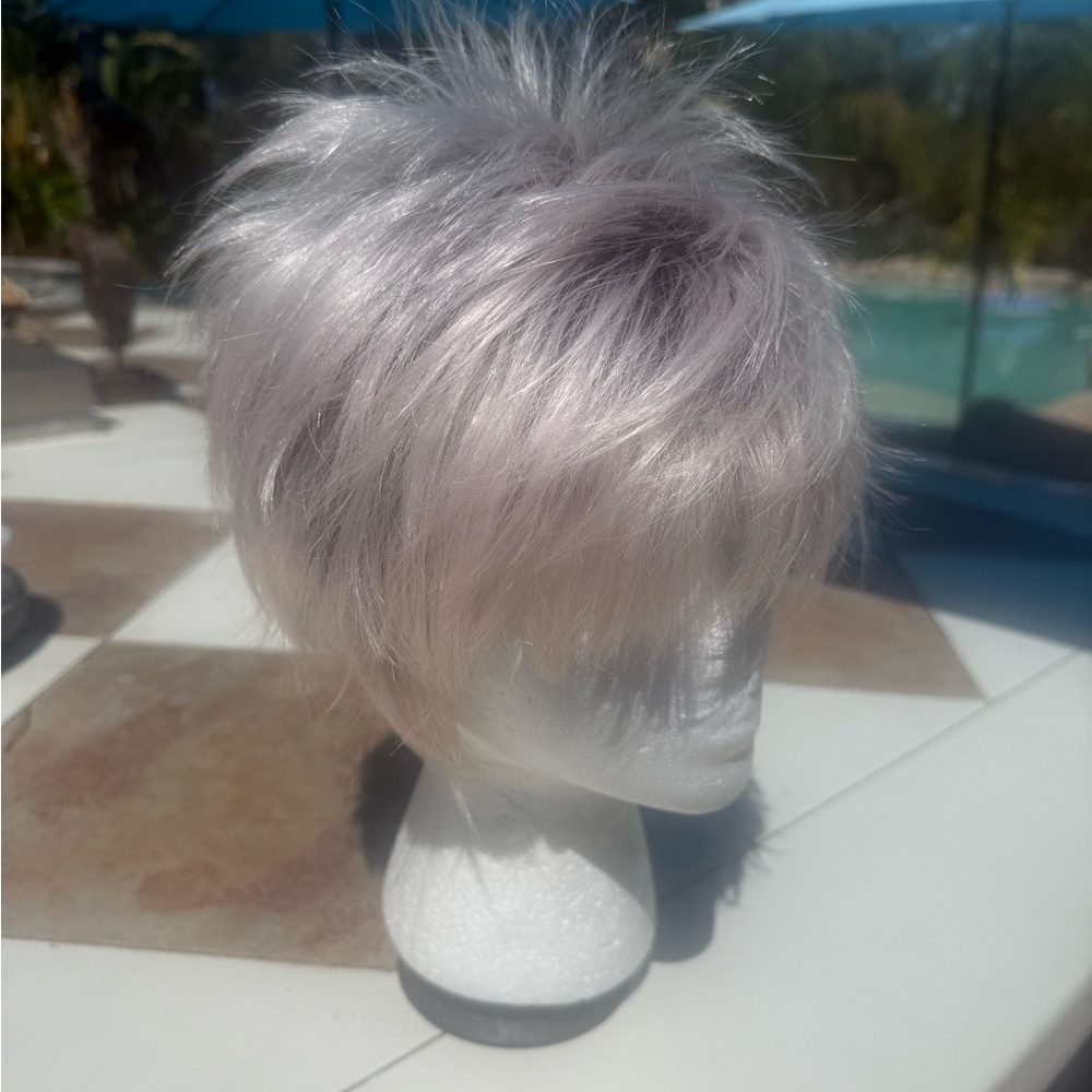 Noriko Wig  BILLIE in Bubblegum-r Platinum Blonde